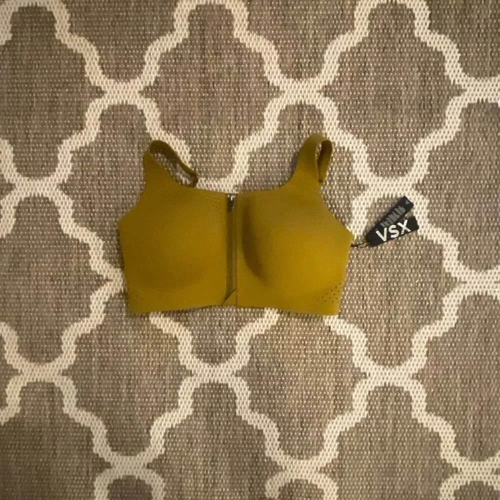 Victoria’s Secret featherweight max front close sports bra size 34DD